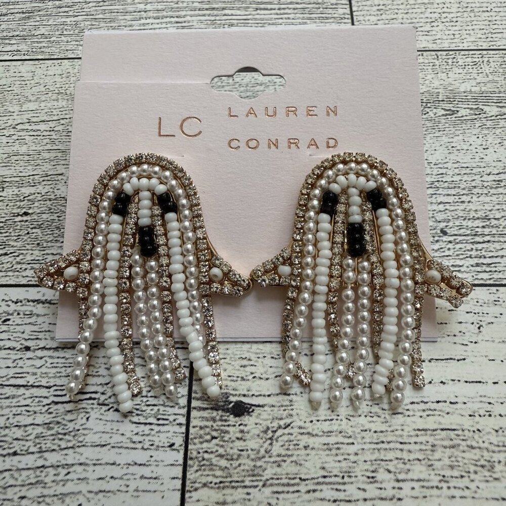 LC Lauren Conrad Cute Halloween Beaded Ghost Pierced Earrings New - Picture 1 of 4